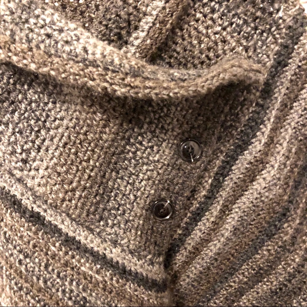 Handmade poncho - Picture 2 of 4